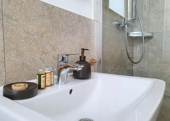 Pb - 4 - Stilvoll Eingerichtetes Im Herzen Senftenbergs *